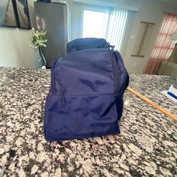 Tommy Hilfiger Navy Blue Duffel Bag - Picture 6 of 9
